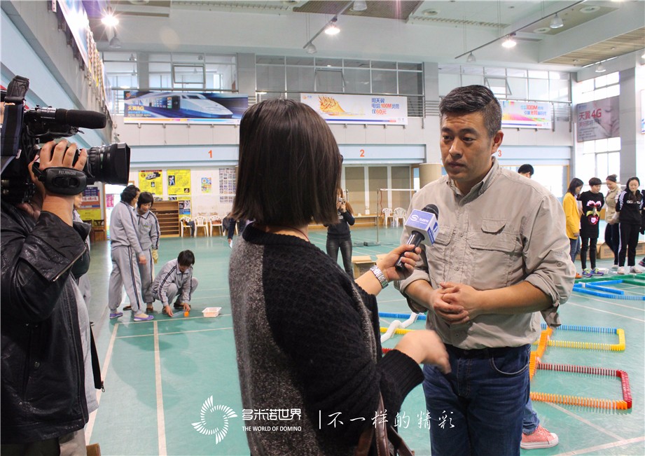 團(tuán)隊多米諾夢想之旅      ——“One Team One Dream”  