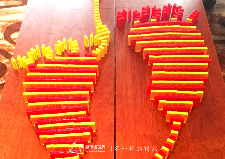 多米諾創(chuàng)意挑戰(zhàn)，慶盛世友聯(lián)十周年