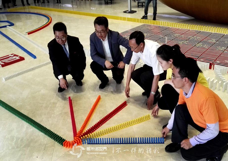 多米諾揚(yáng)五四精神，骨牌系客戶情誼